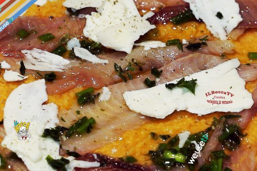 333 – Carpaccio di aringa su crema di ceci… e godi per dieci!